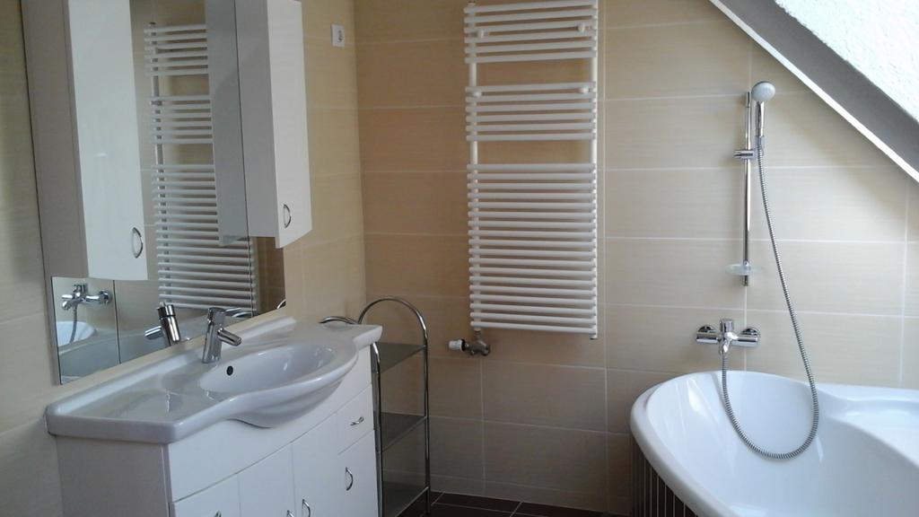 Kincses Vendeghaz Hotel Balatongyorok Luaran gambar